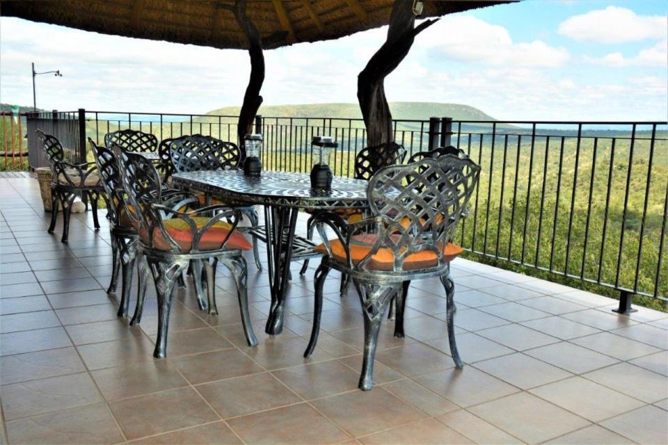 Mabalingwe Uzuri Lodge Bela-Bela Exterior foto